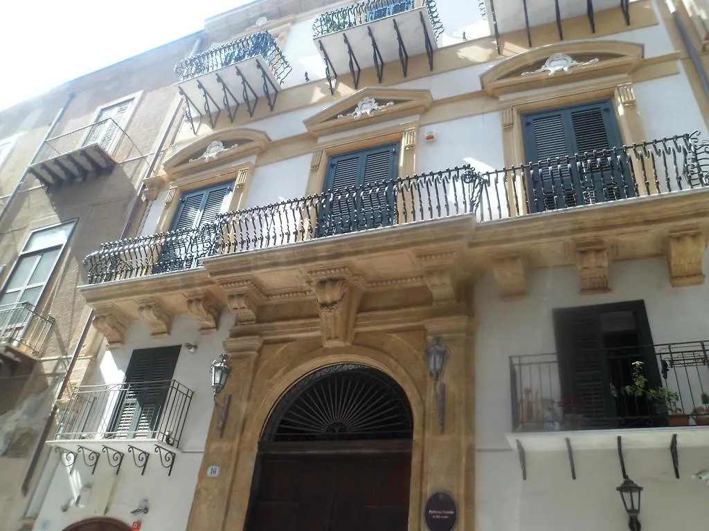 Palazzo Nuccio Guest House Palermo 0*,  Italië